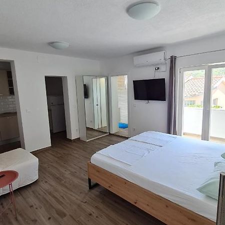 Apartmani Mlinar - Studio Apartment Гребастика Экстерьер фото